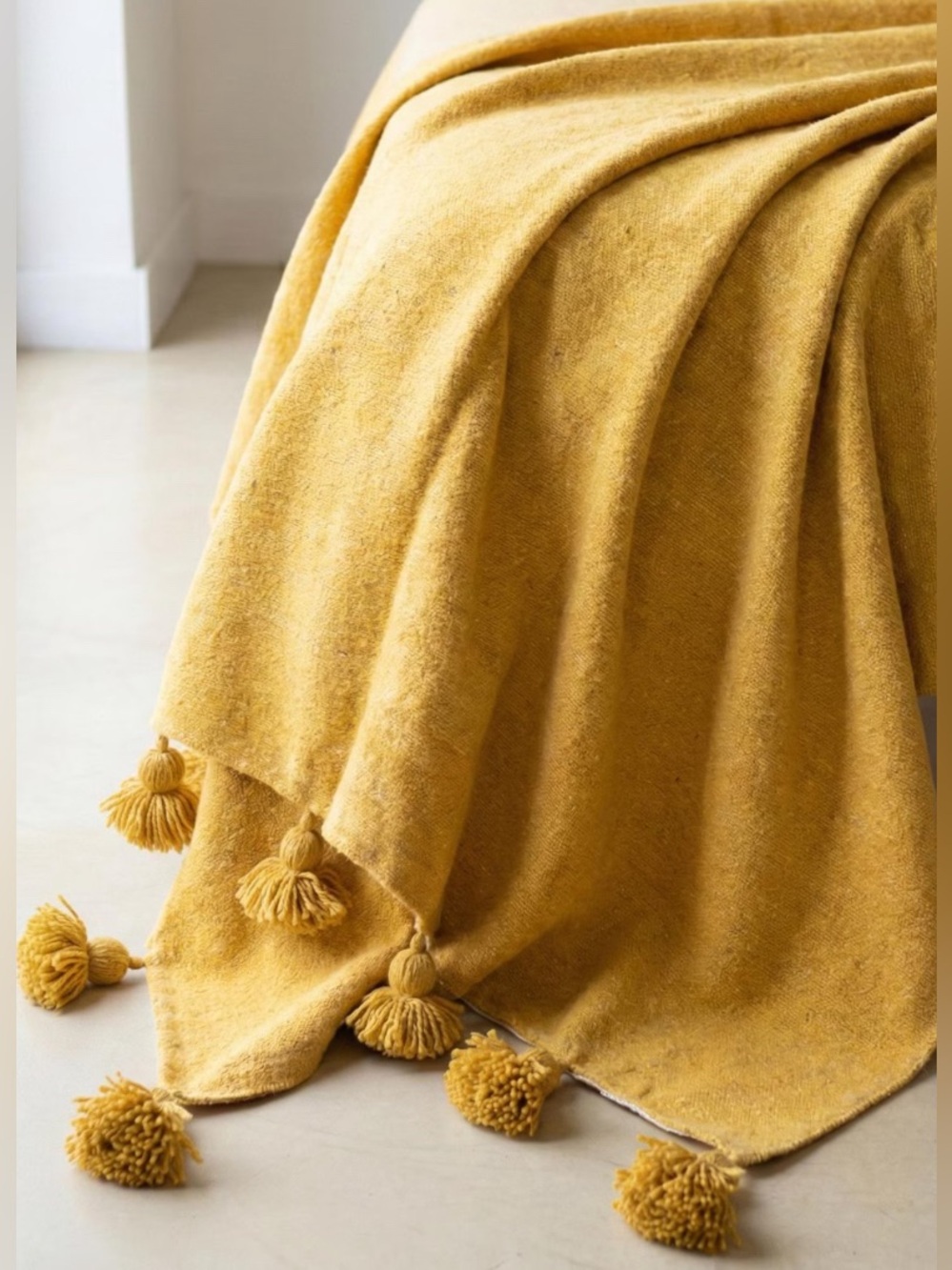 NWT Cotton pompom blanket mustard yellow - Picture 3 of 11